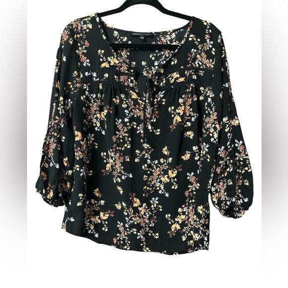 Adrienne Vittadini Tops - Adrienne Vitadini floral print top NWOT
